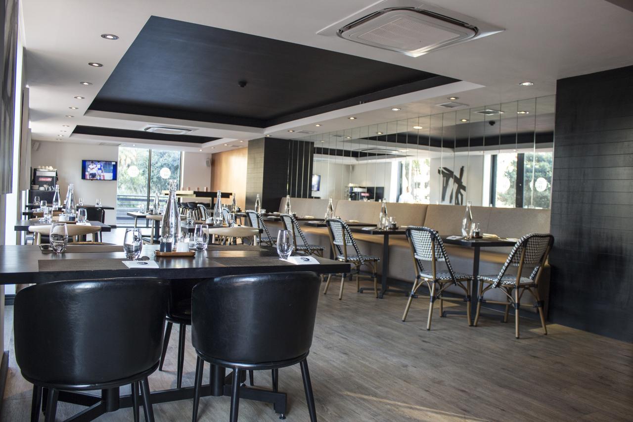 Manhattan Luxury * Cape Town